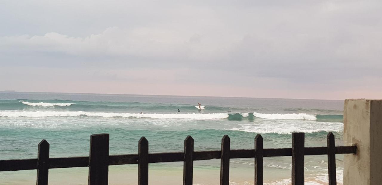 Rainbow Surf Beach Hotel Koggala Bagian luar foto