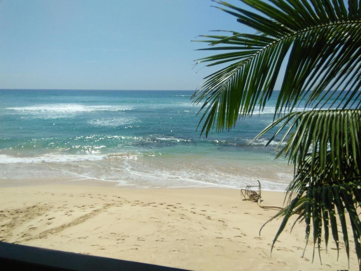 Rainbow Surf Beach Hotel Koggala Bagian luar foto