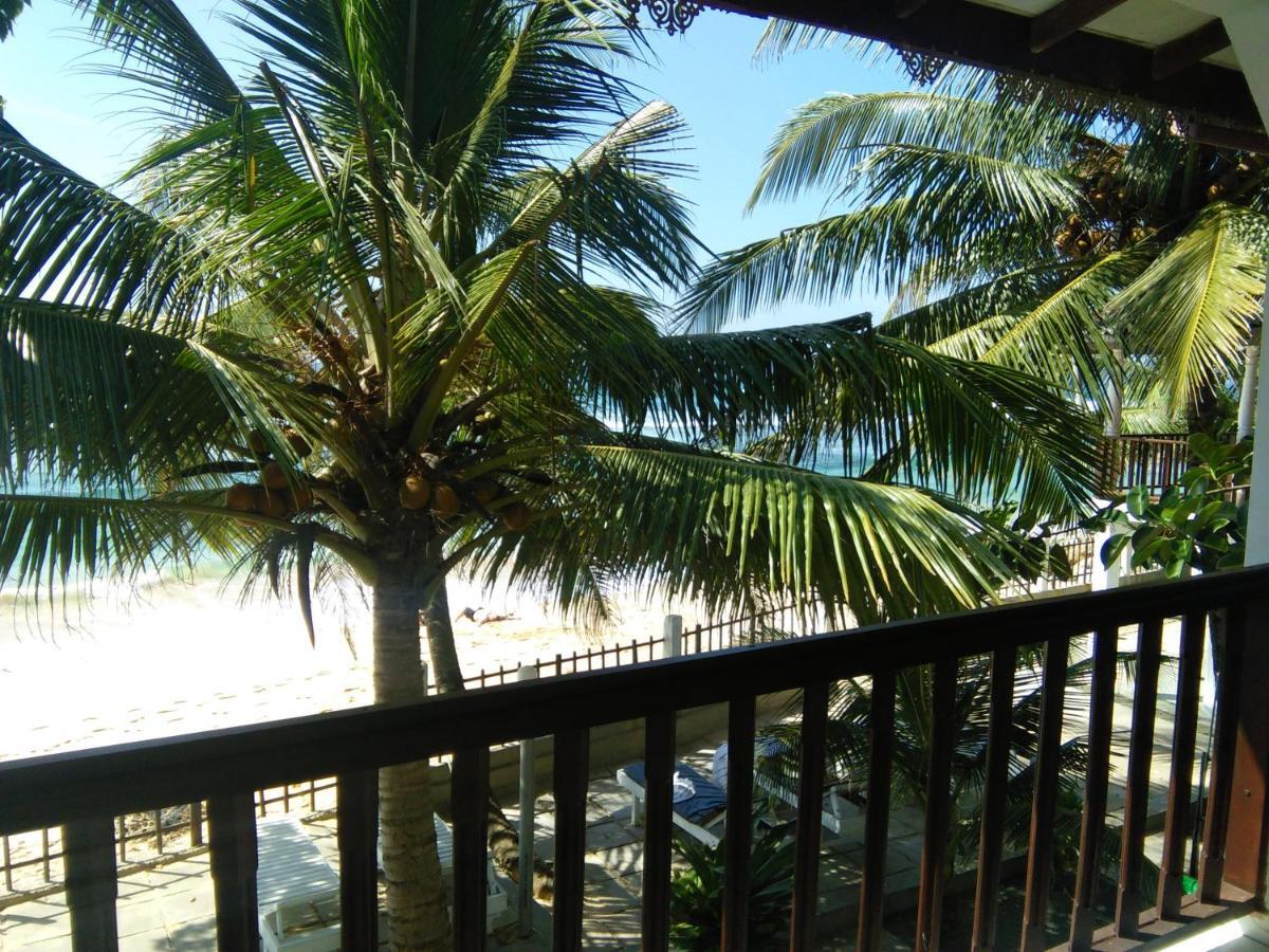 Rainbow Surf Beach Hotel Koggala Bagian luar foto